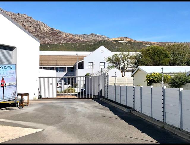 438M² WAREHOUSE TO LET IN WESTLAKE
